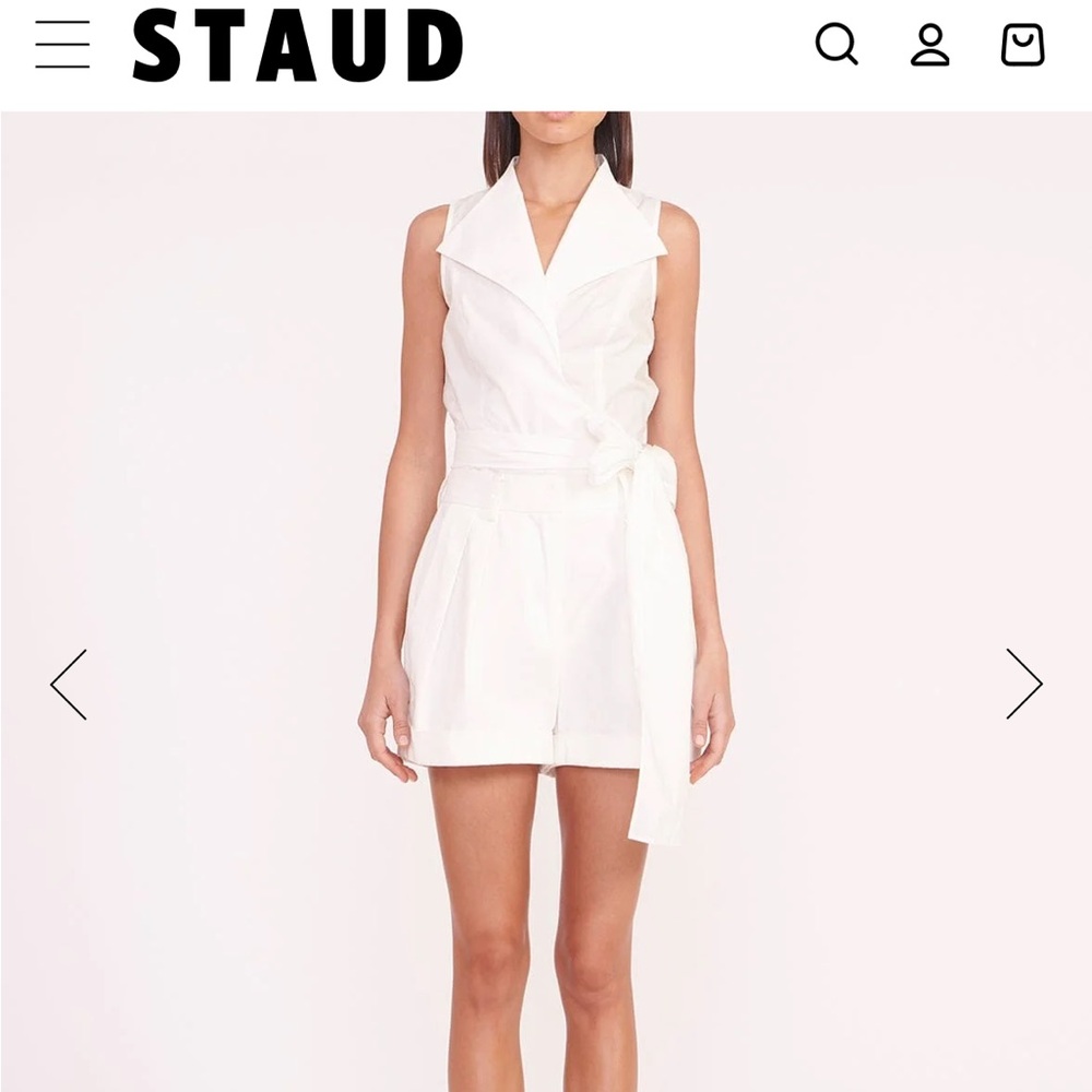 Stand Luisa Pleated Shorts Size 10